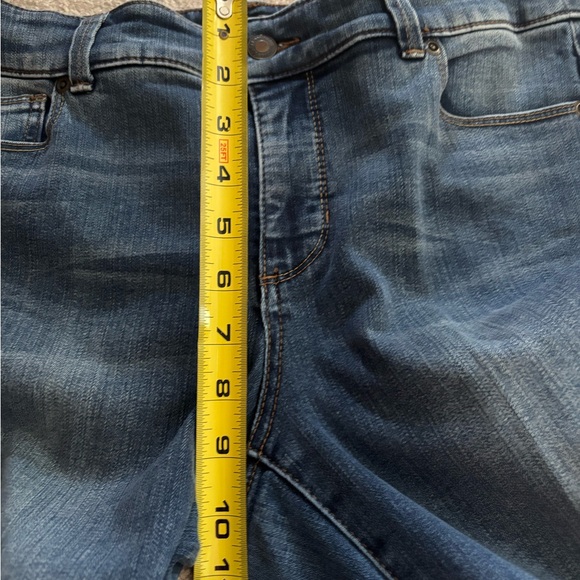 So slimming by Chicos jeans size 1.5 regular EUC - Picture 5 of 5